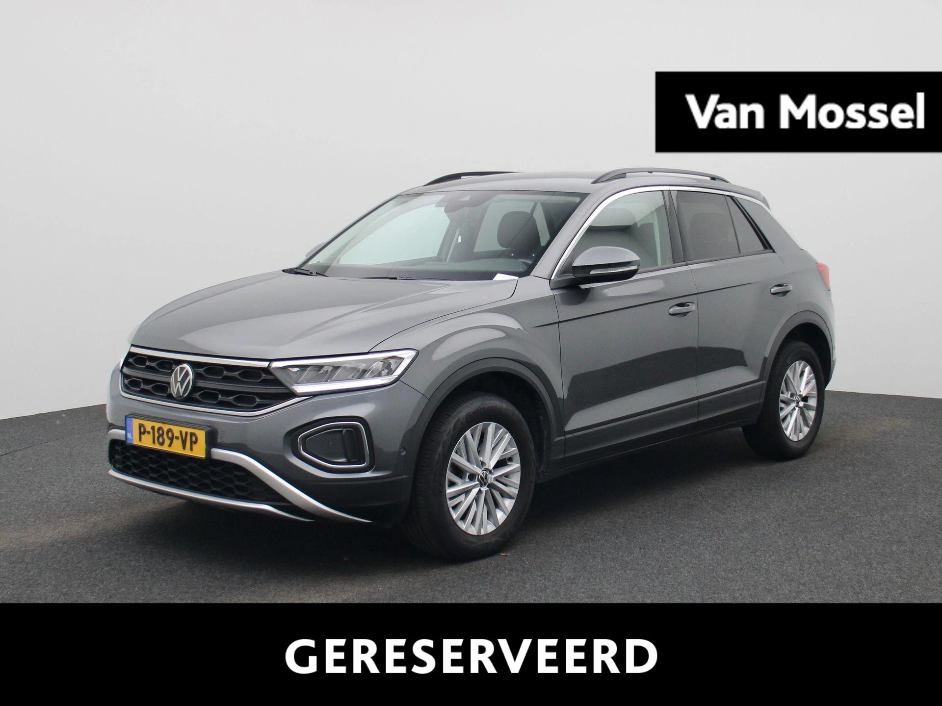 Volkswagen-T-Roc-image-0