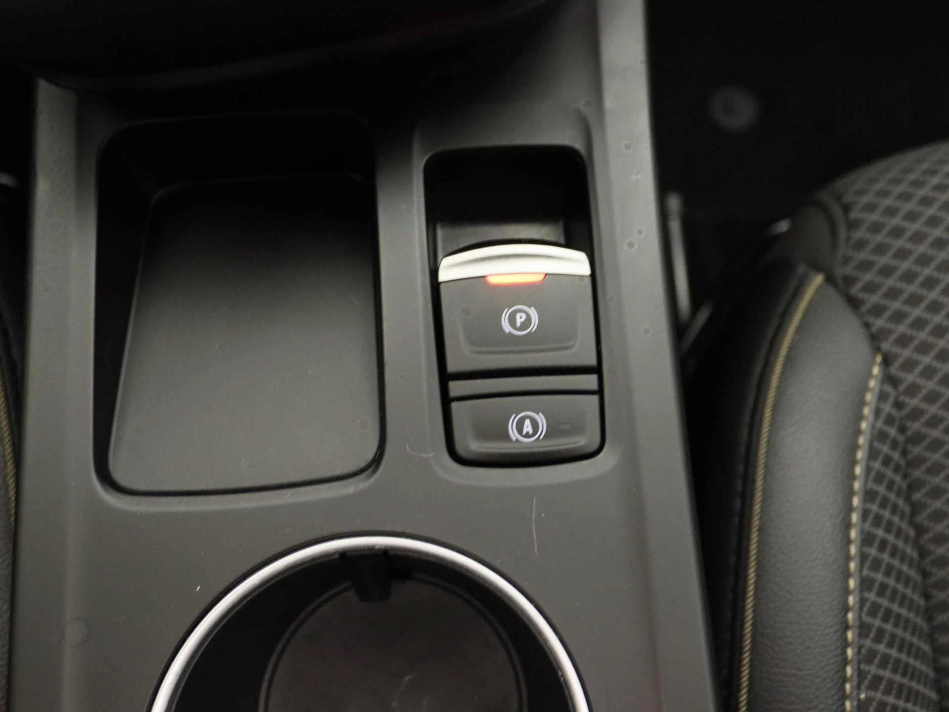 Renault-Arkana-image-11