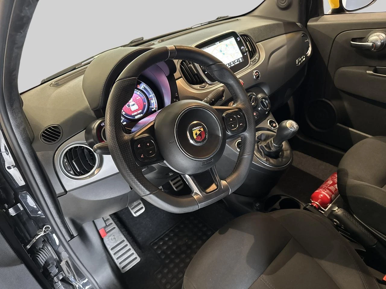 Abarth-500-image-11