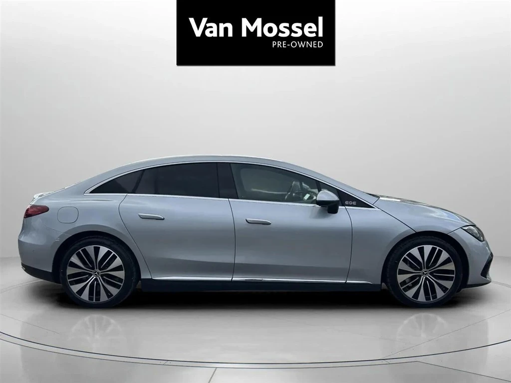 Mercedes-Benz-EQE-image-3