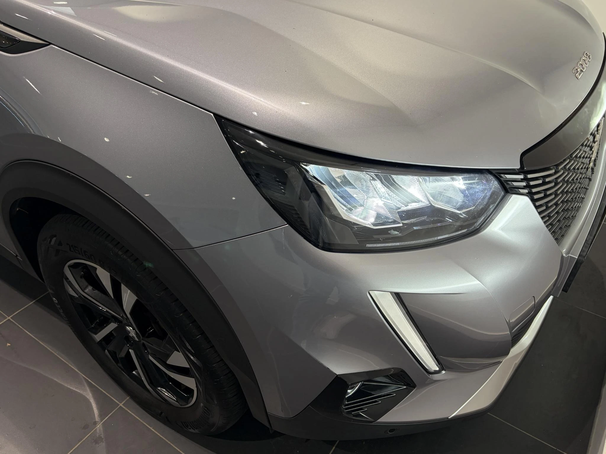 Peugeot 2008 1.2 PureTech Blue Lease Allure