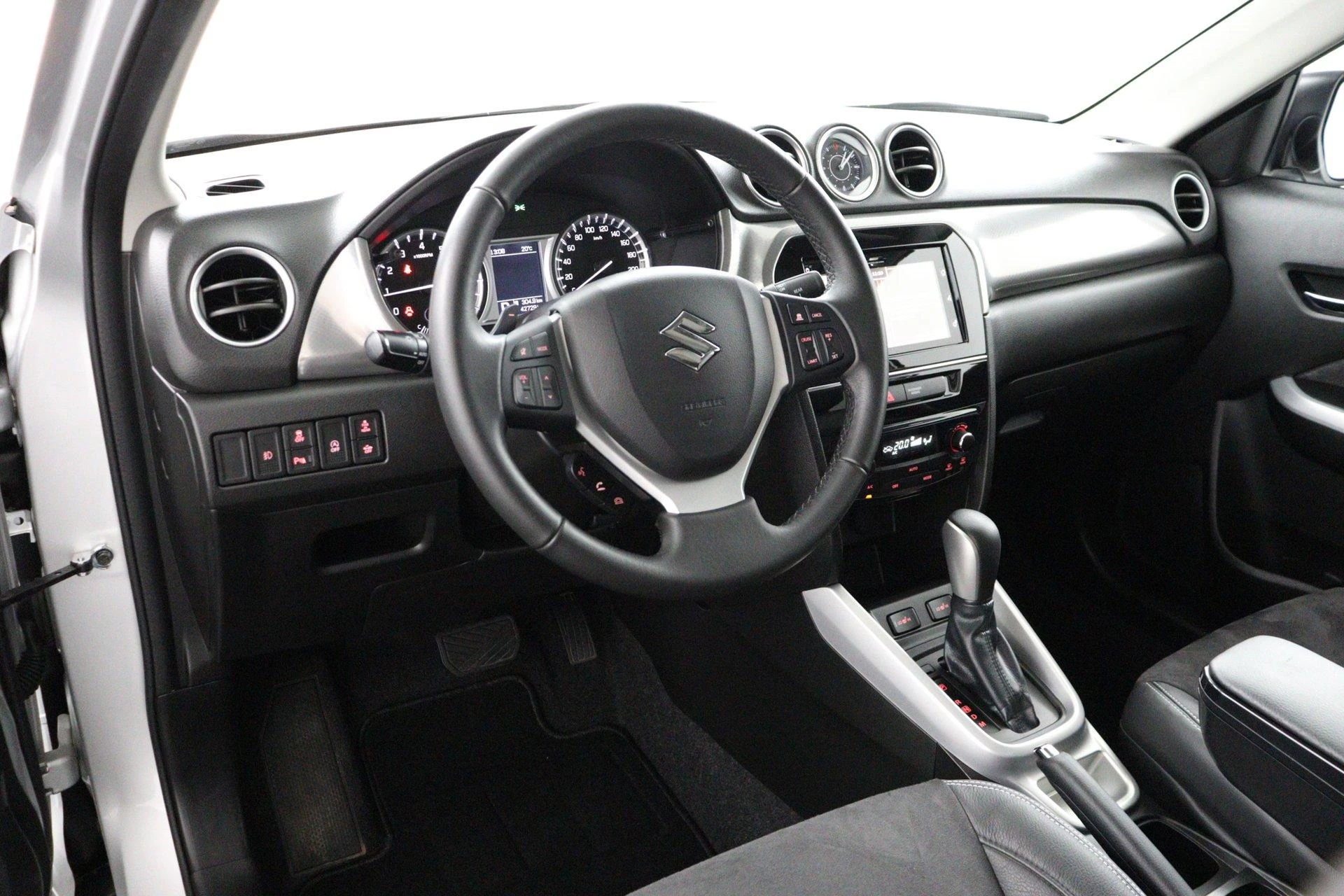 Suzuki-Vitara-image-61