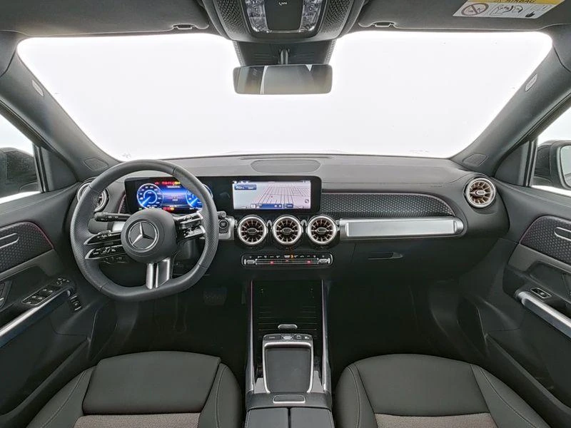 Mercedes-Benz-EQB-image-5