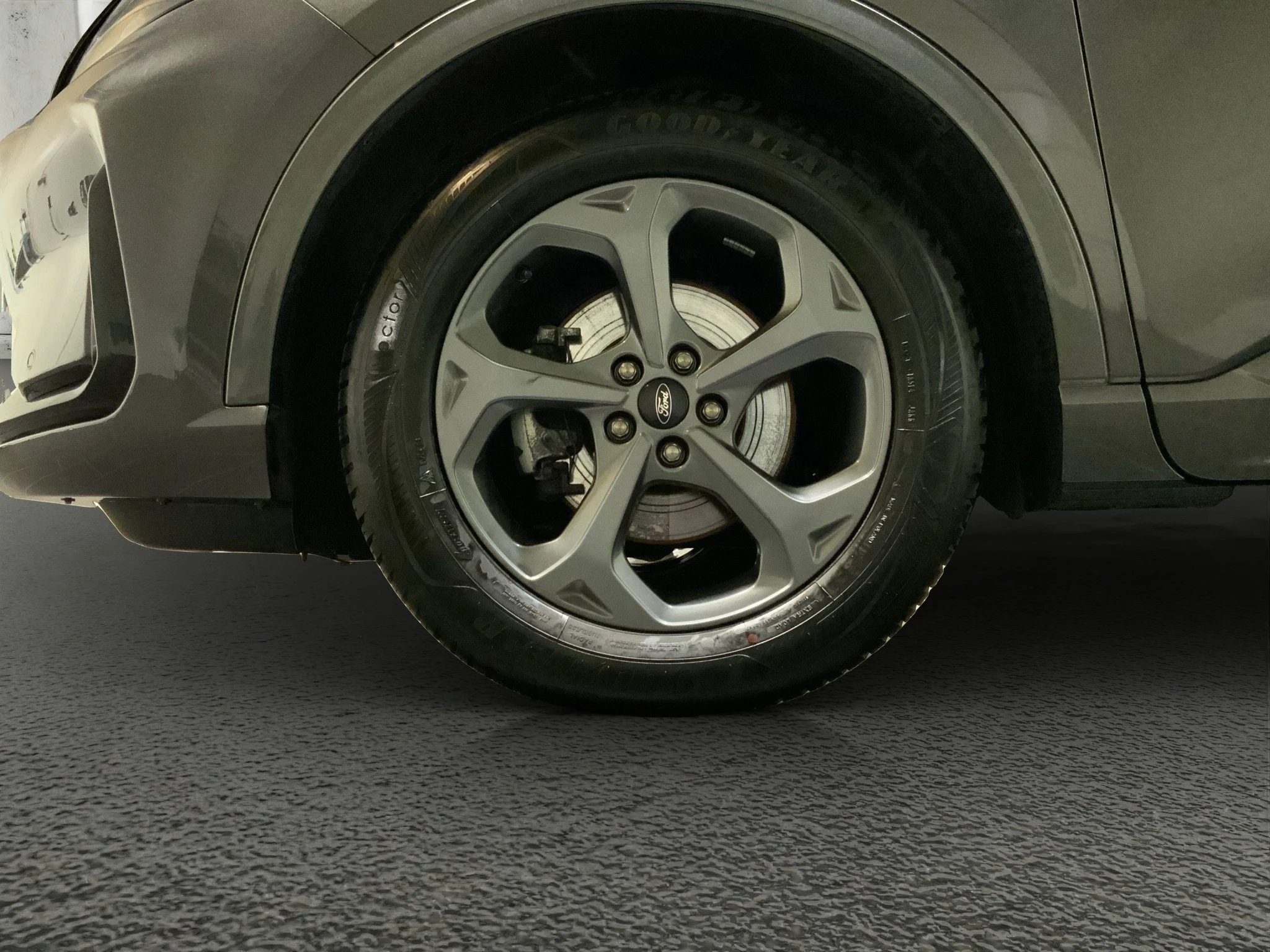 Ford-Kuga-image-8