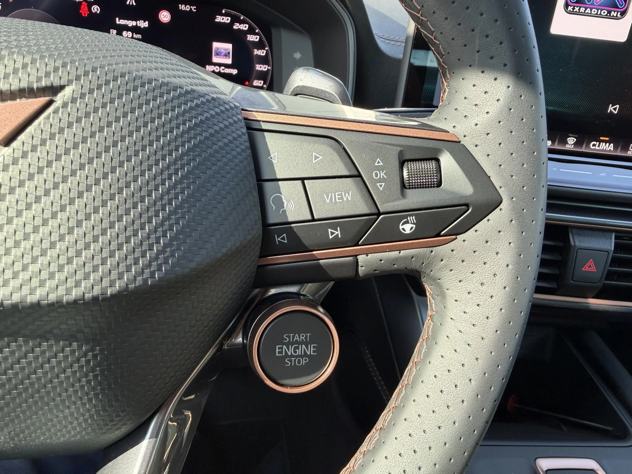 CUPRA-Leon-image-12