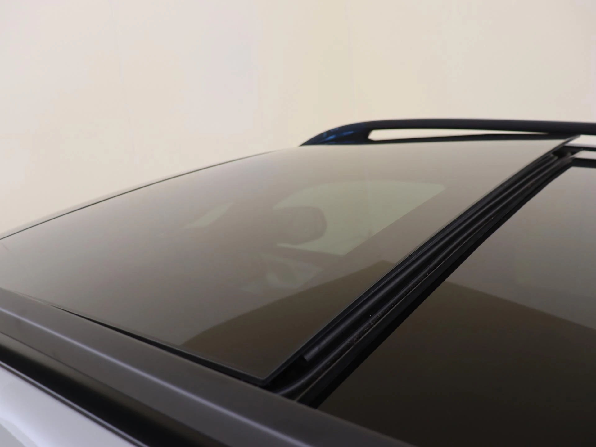 Mercedes-Benz-GLE-image-28