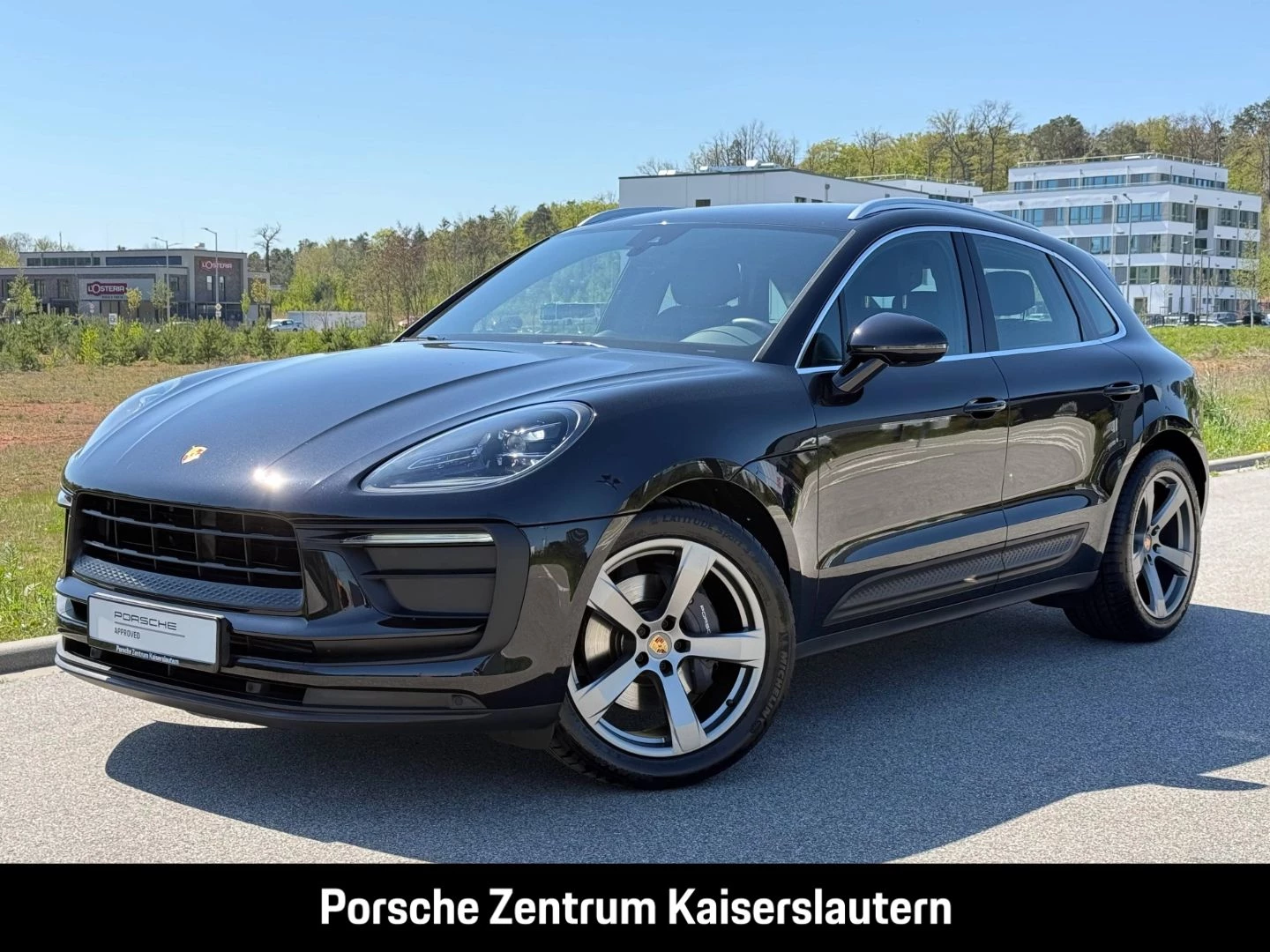 Porsche-Macan-image-0