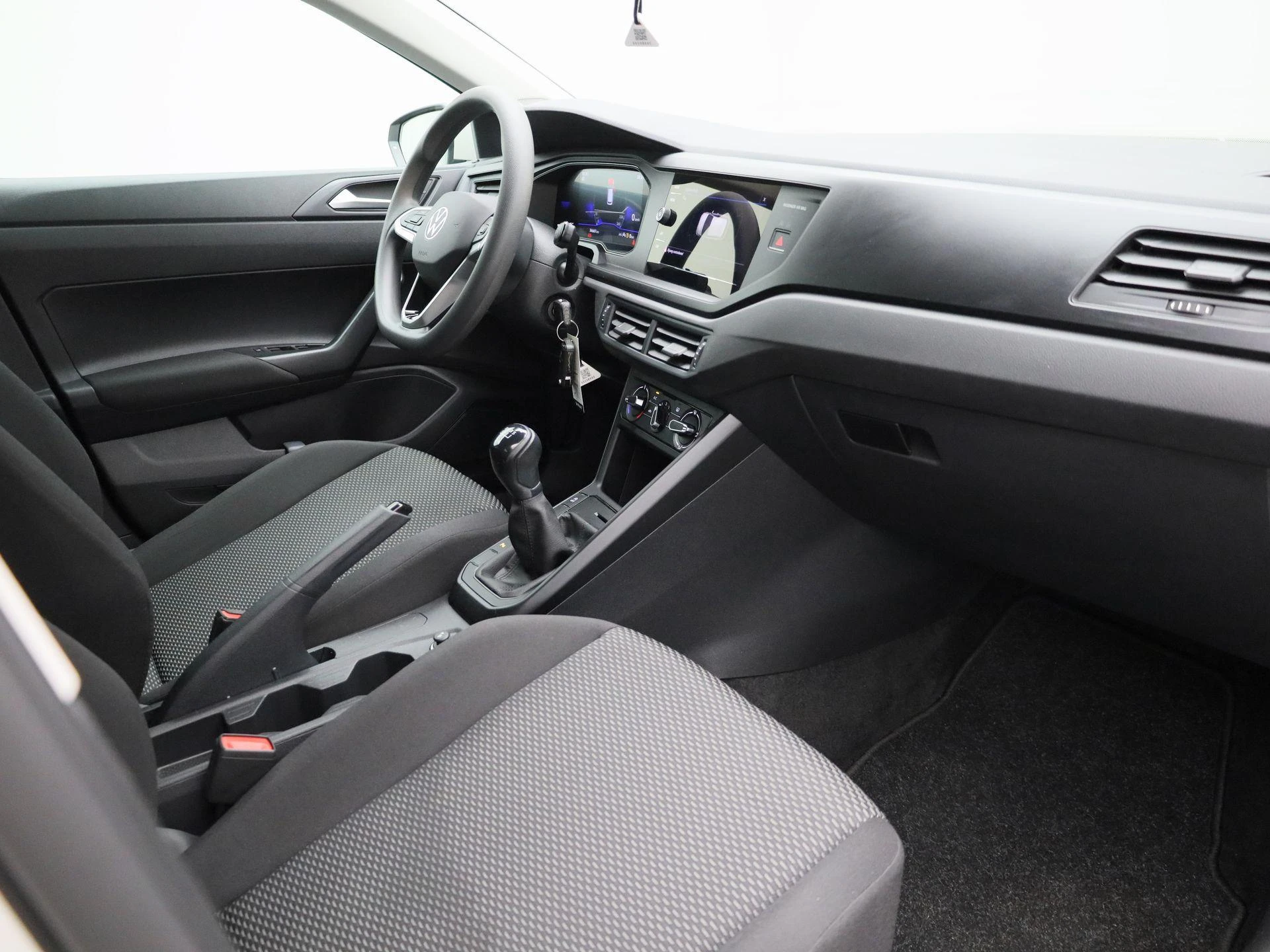 Volkswagen Polo - 34