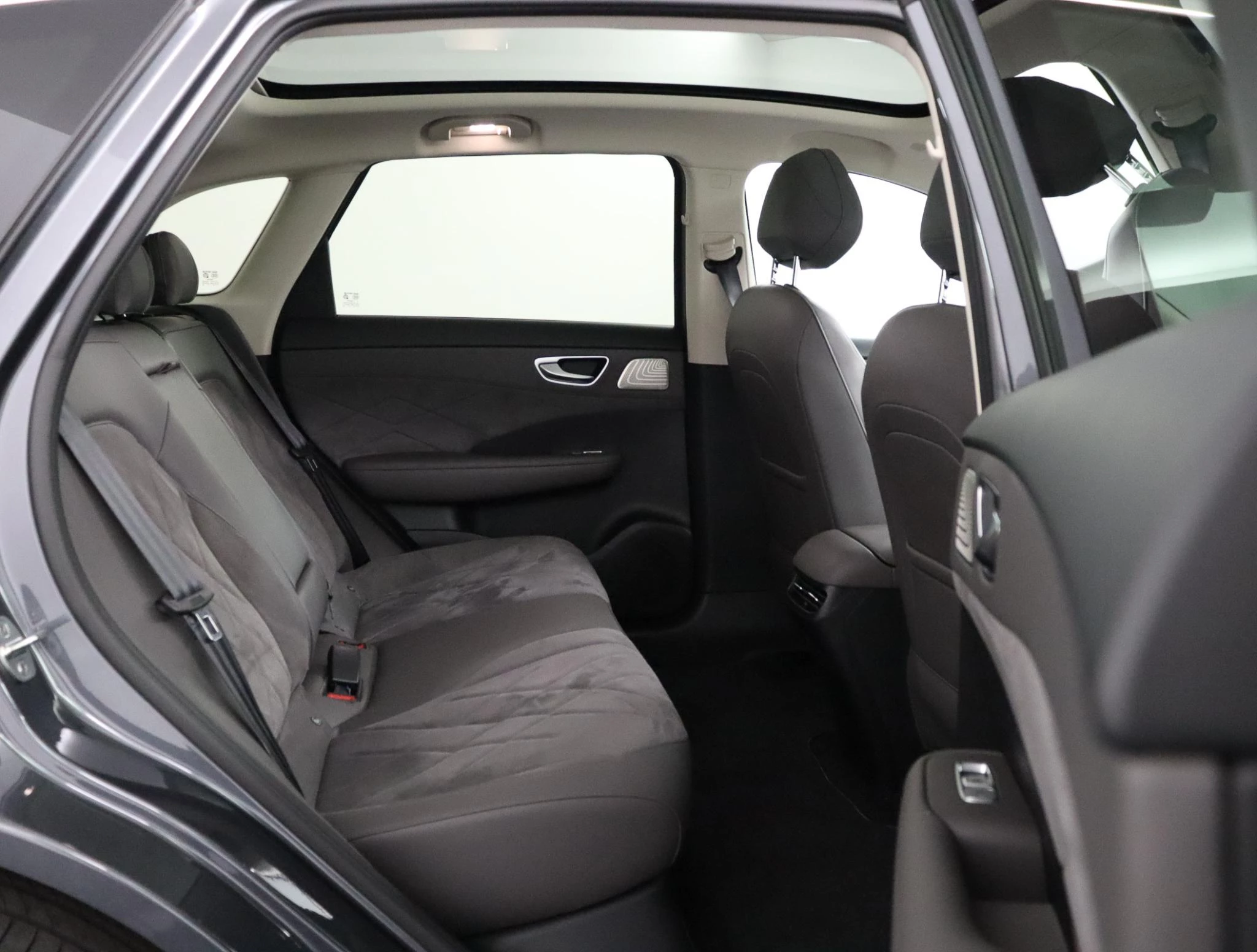 MG MGS6 EV Luxury 4WD 77kWh