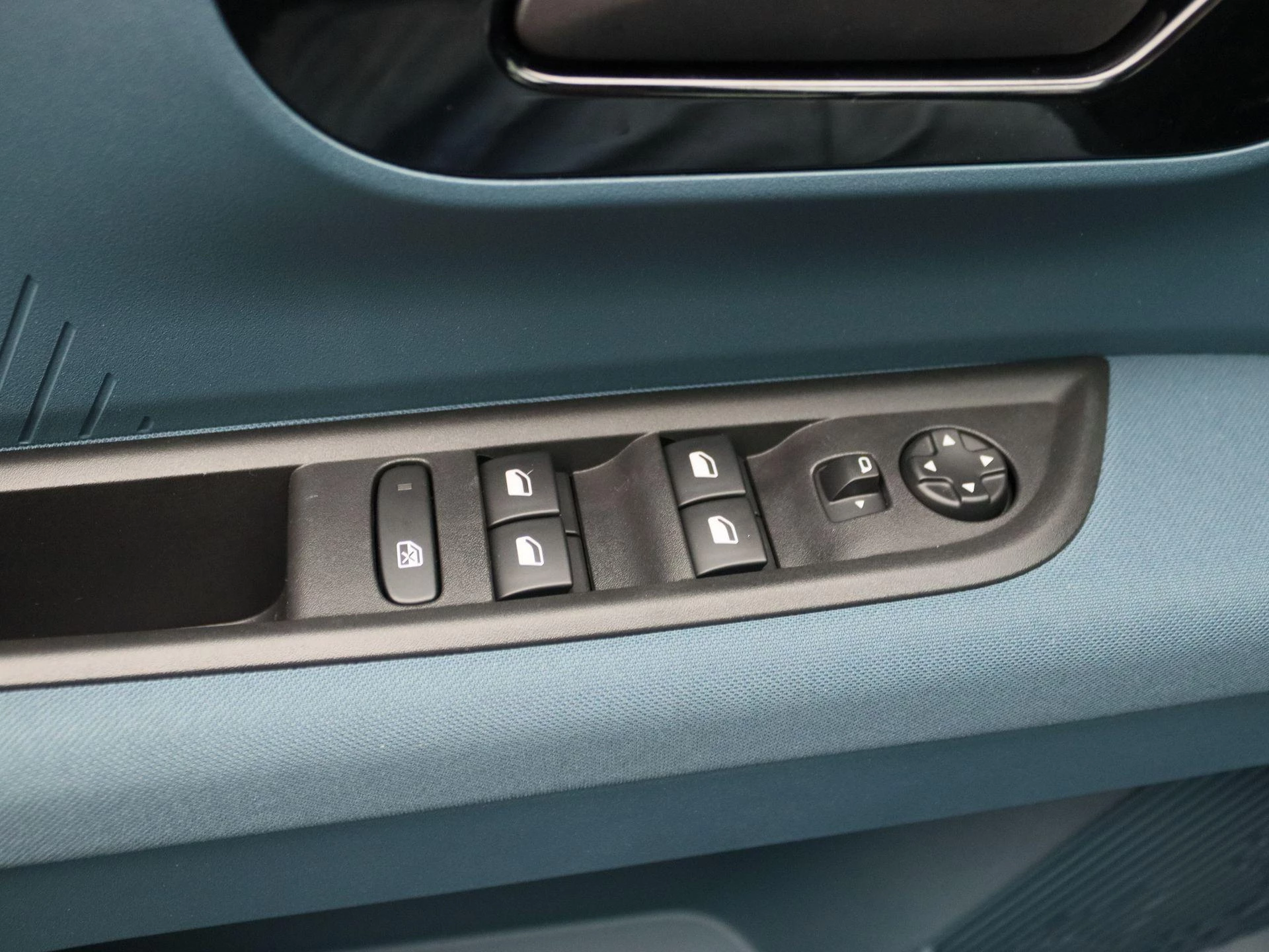 Fiat-Grande Panda-image-17