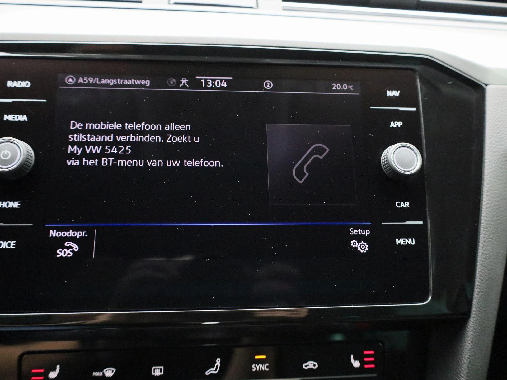 Volkswagen-Passat-image-21