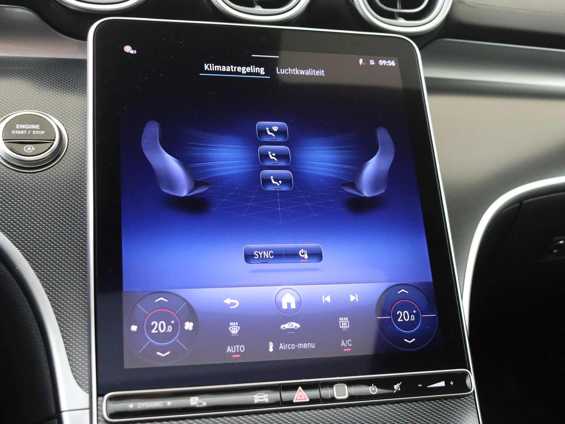 Mercedes-Benz-C-Klasse-image-17