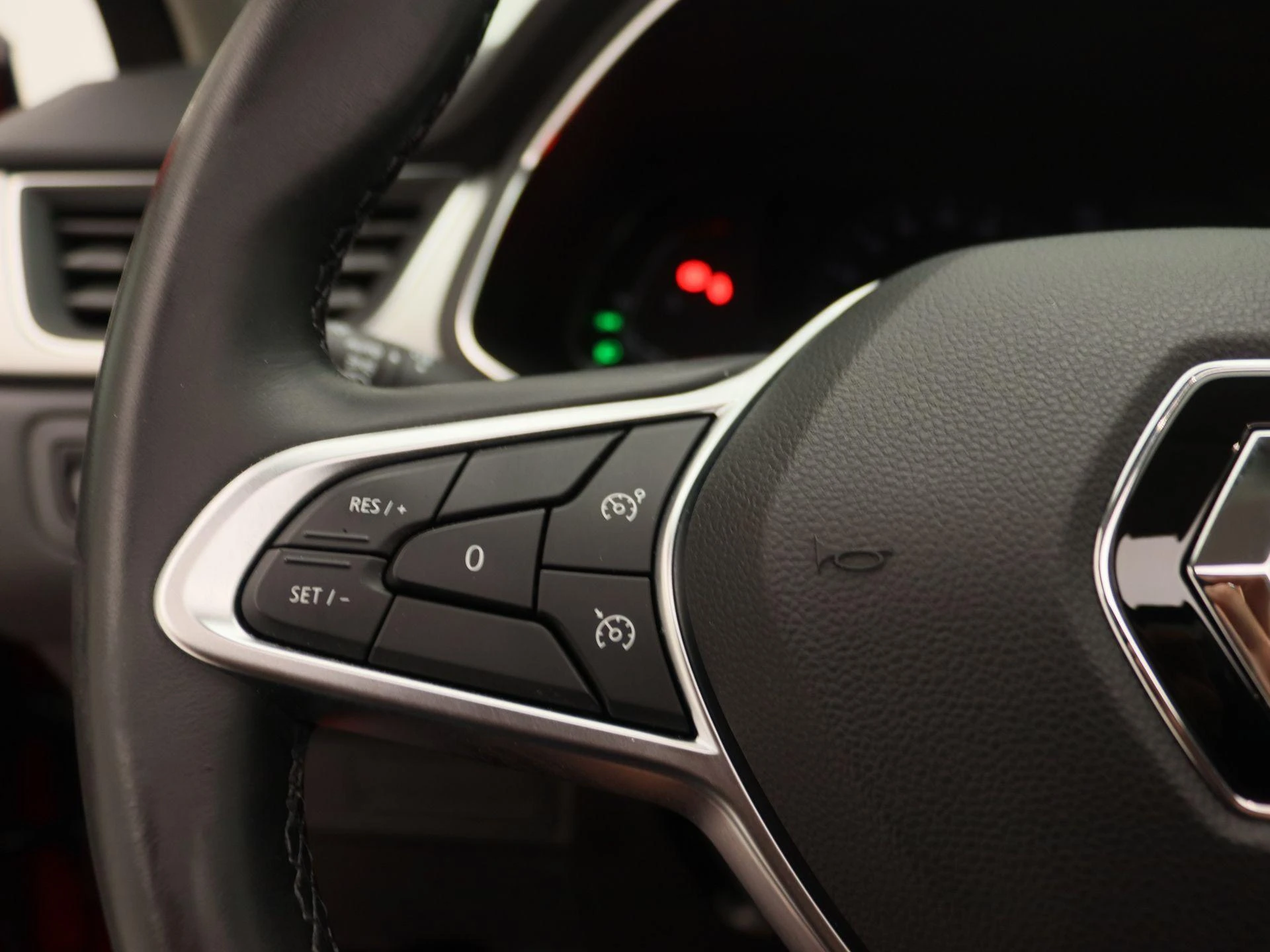 Renault-Captur-image-19