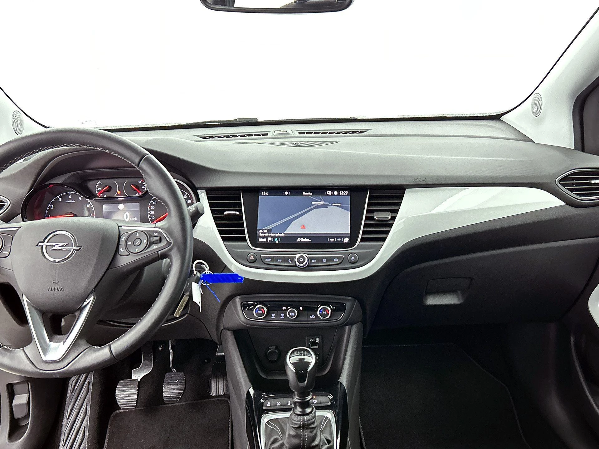 Opel-Crossland X-image-21