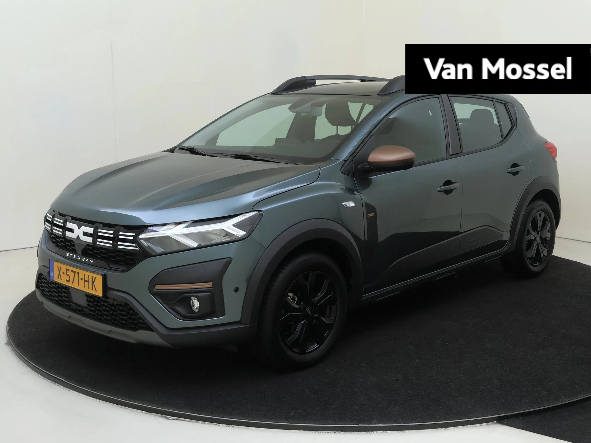 Dacia-Sandero Stepway-image-0