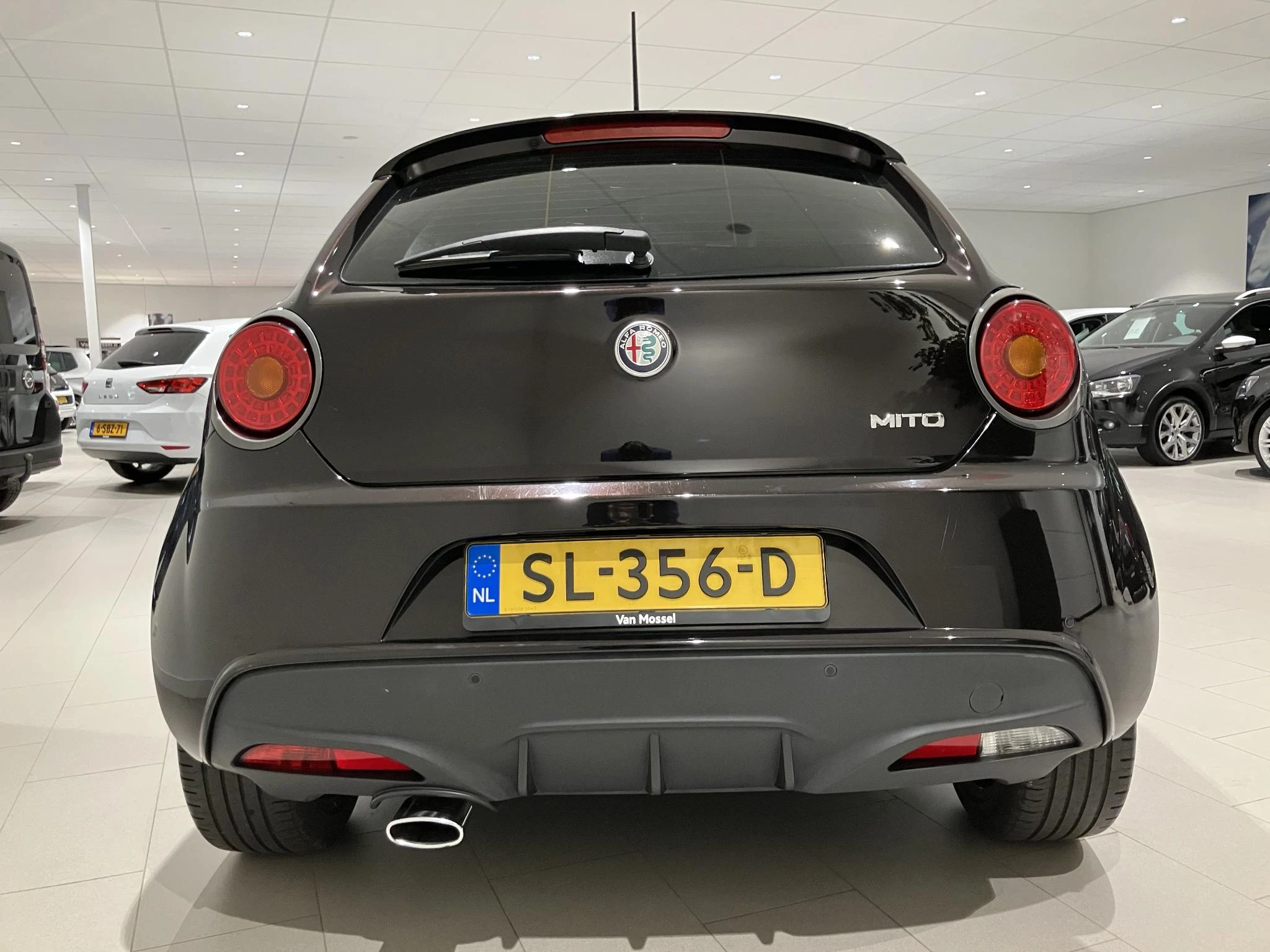 Alfa Romeo-MiTo-image-3