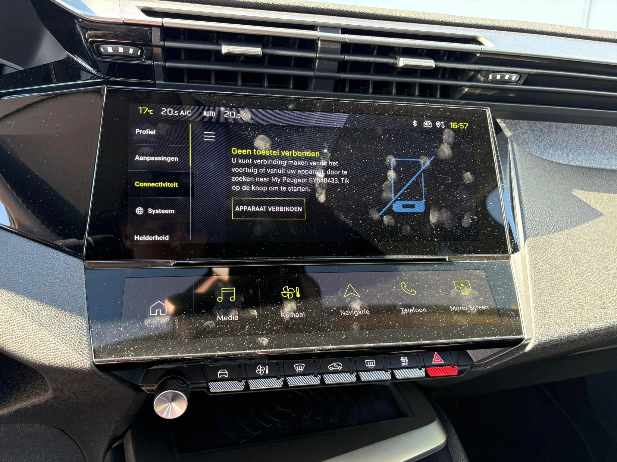 Peugeot-408-image-16