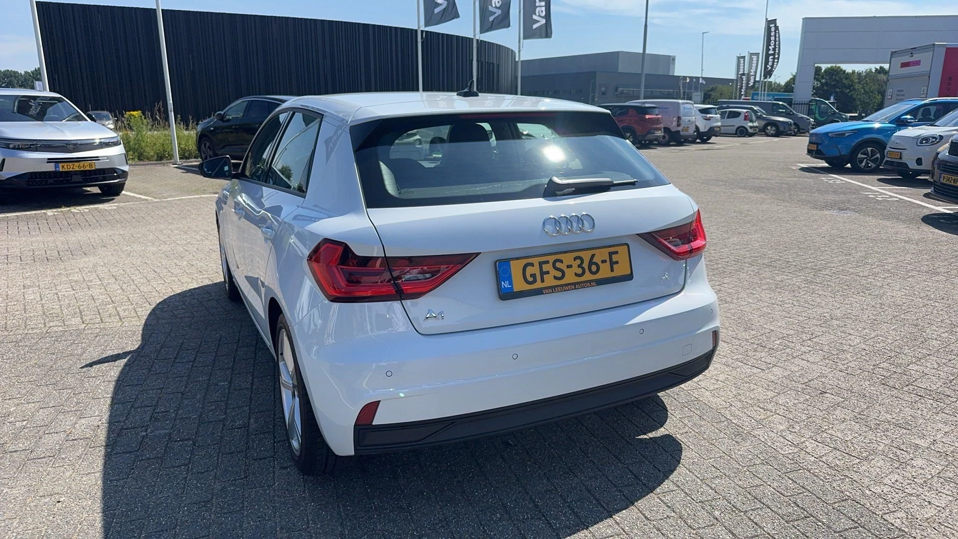 Audi-A1 Sportback-image-2