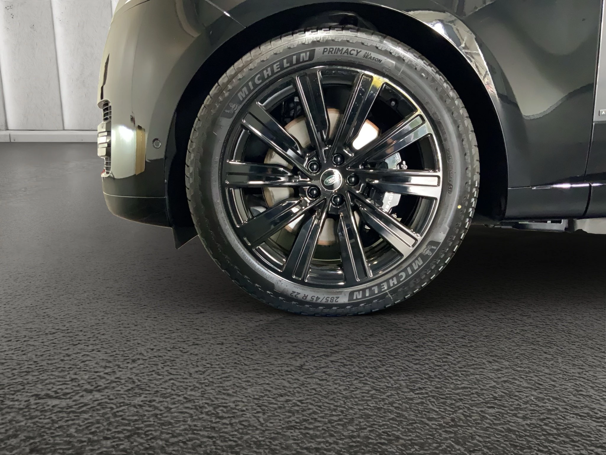 Land Rover-Range Rover-image-8