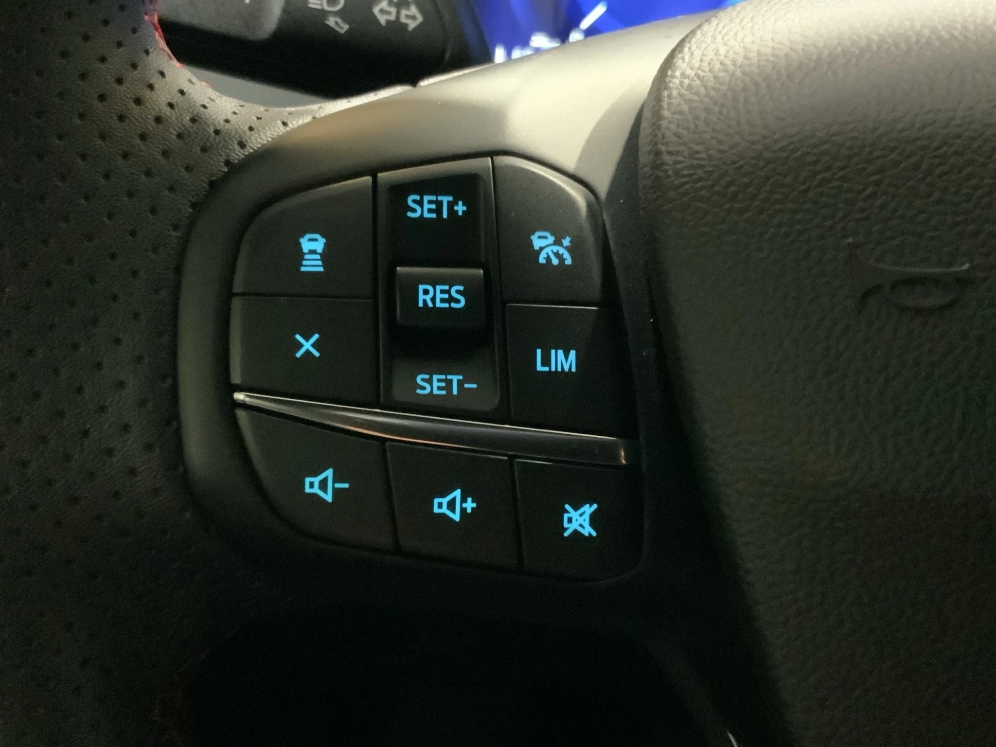 Ford-Kuga-image-21
