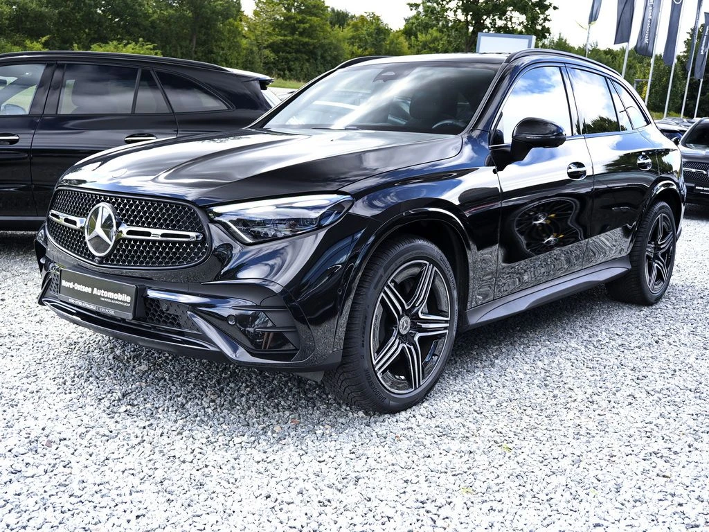 Mercedes-Benz-GLC 220 d-image-7