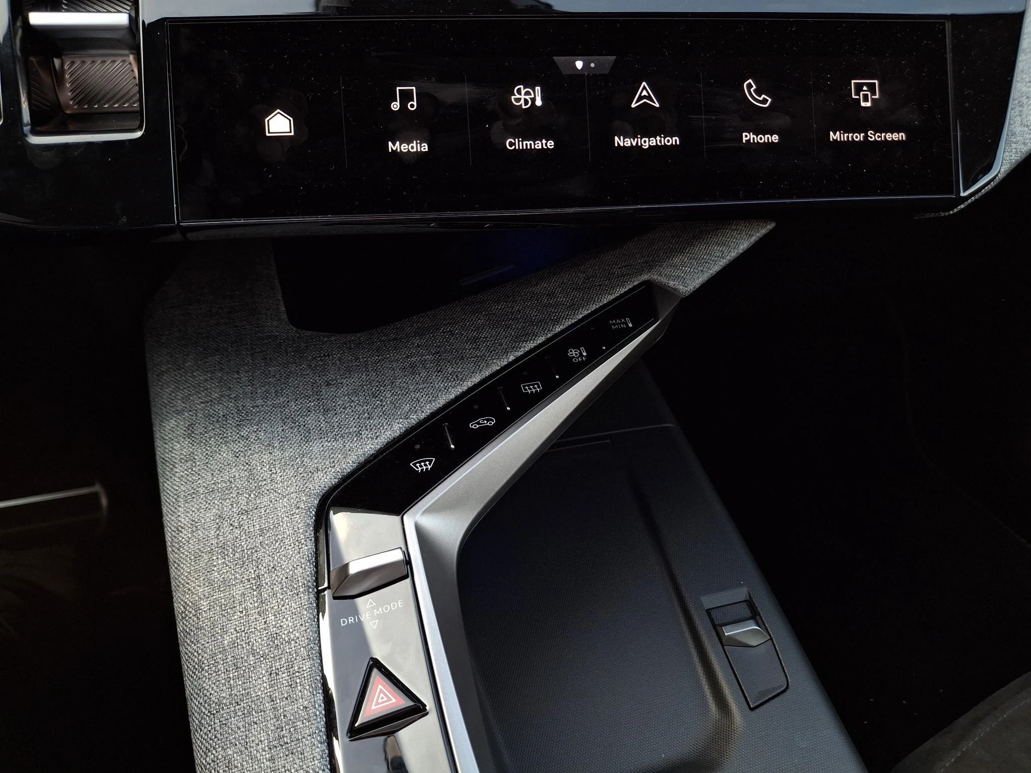 Peugeot-e-3008-image-7