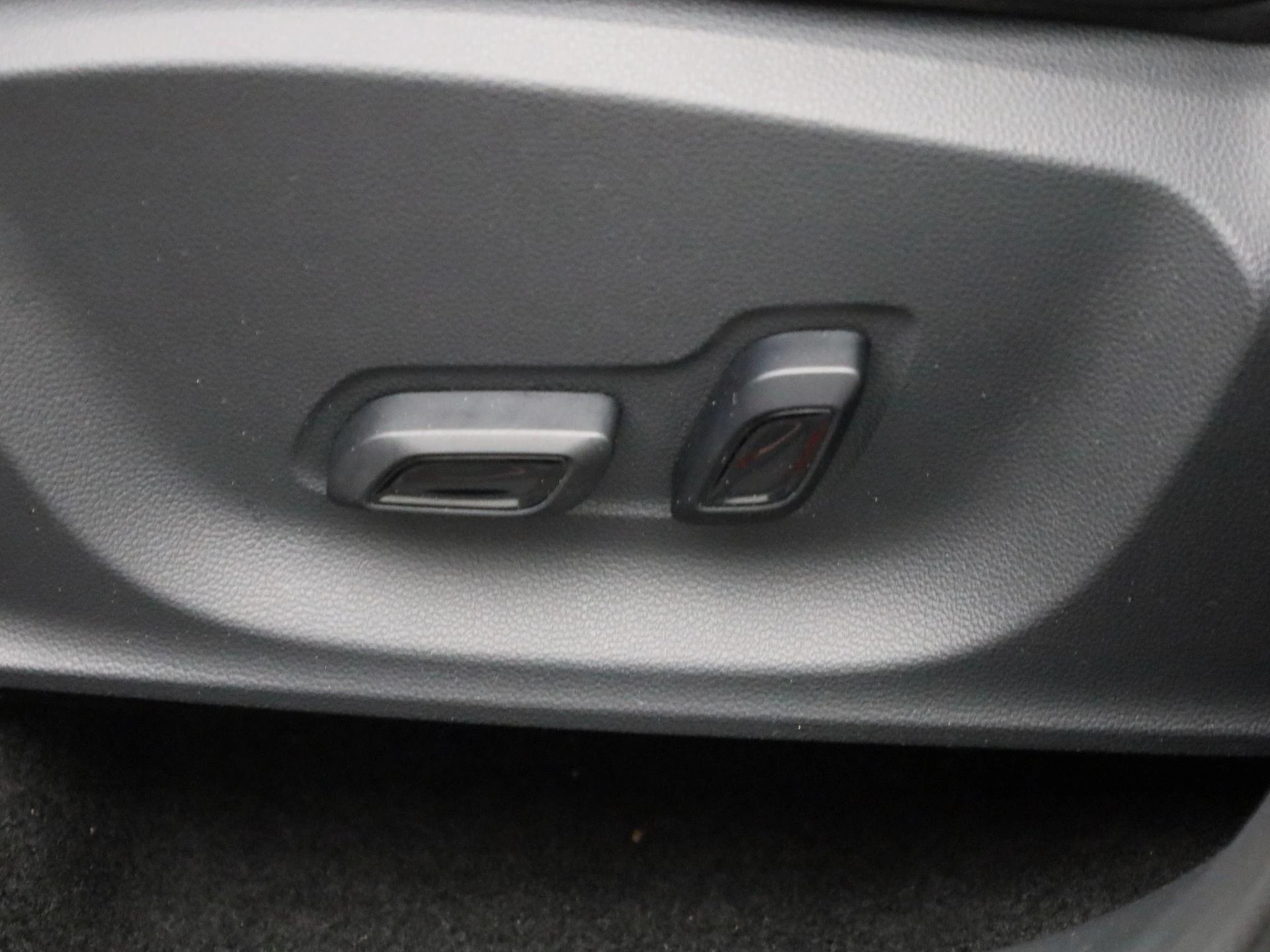 MG-ZS EV-image-31