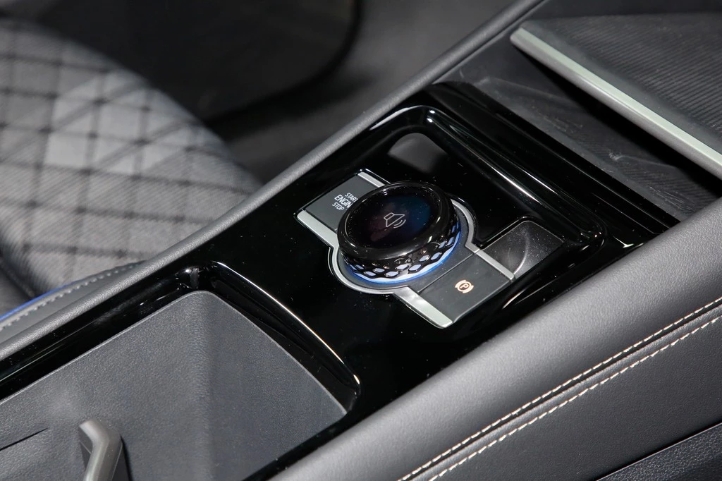 Volkswagen-Tayron-image-9