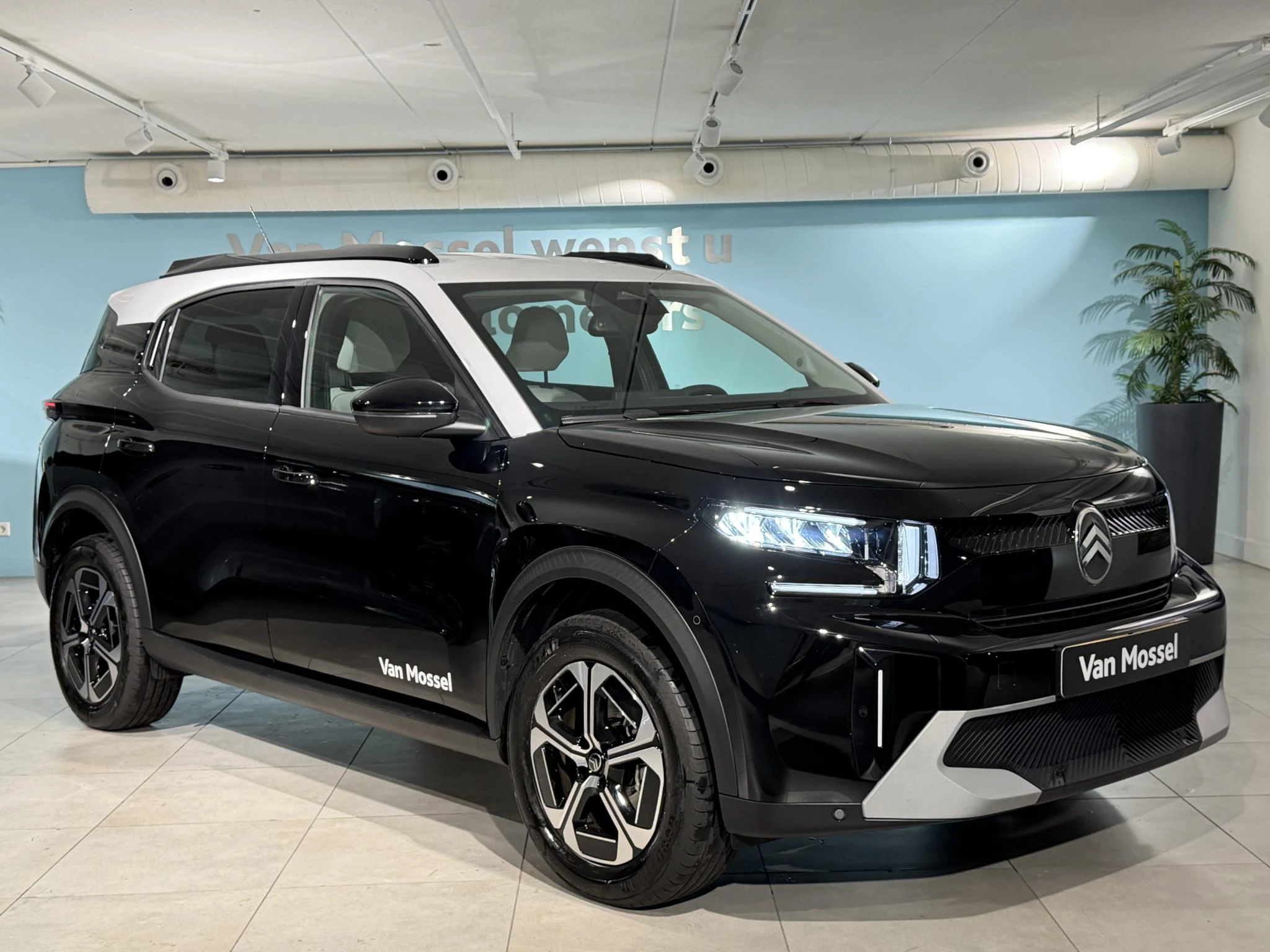 Citroën-ë-C3 Aircross-image-13