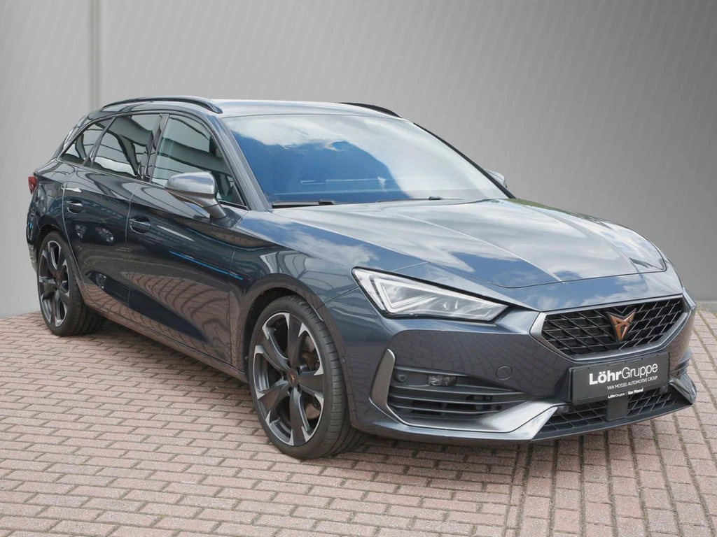 CUPRA Leon Sportstourer VZ 2.0 TSI 19" BEATS Navi+VC ACC LED RFK+PDC