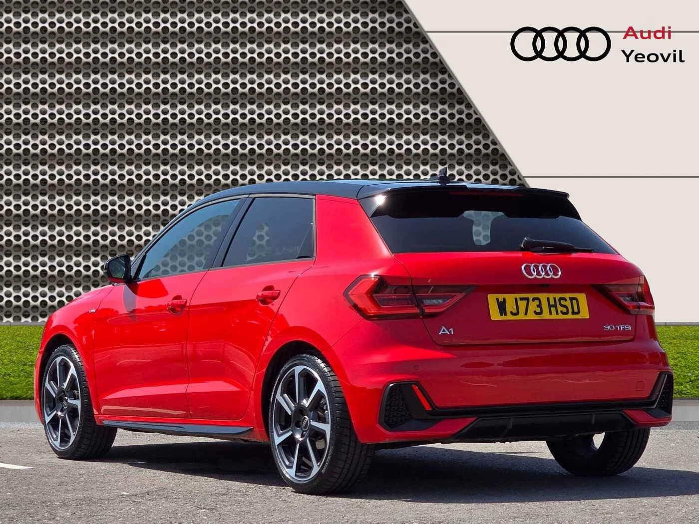 Audi-A1 Sportback-image-2