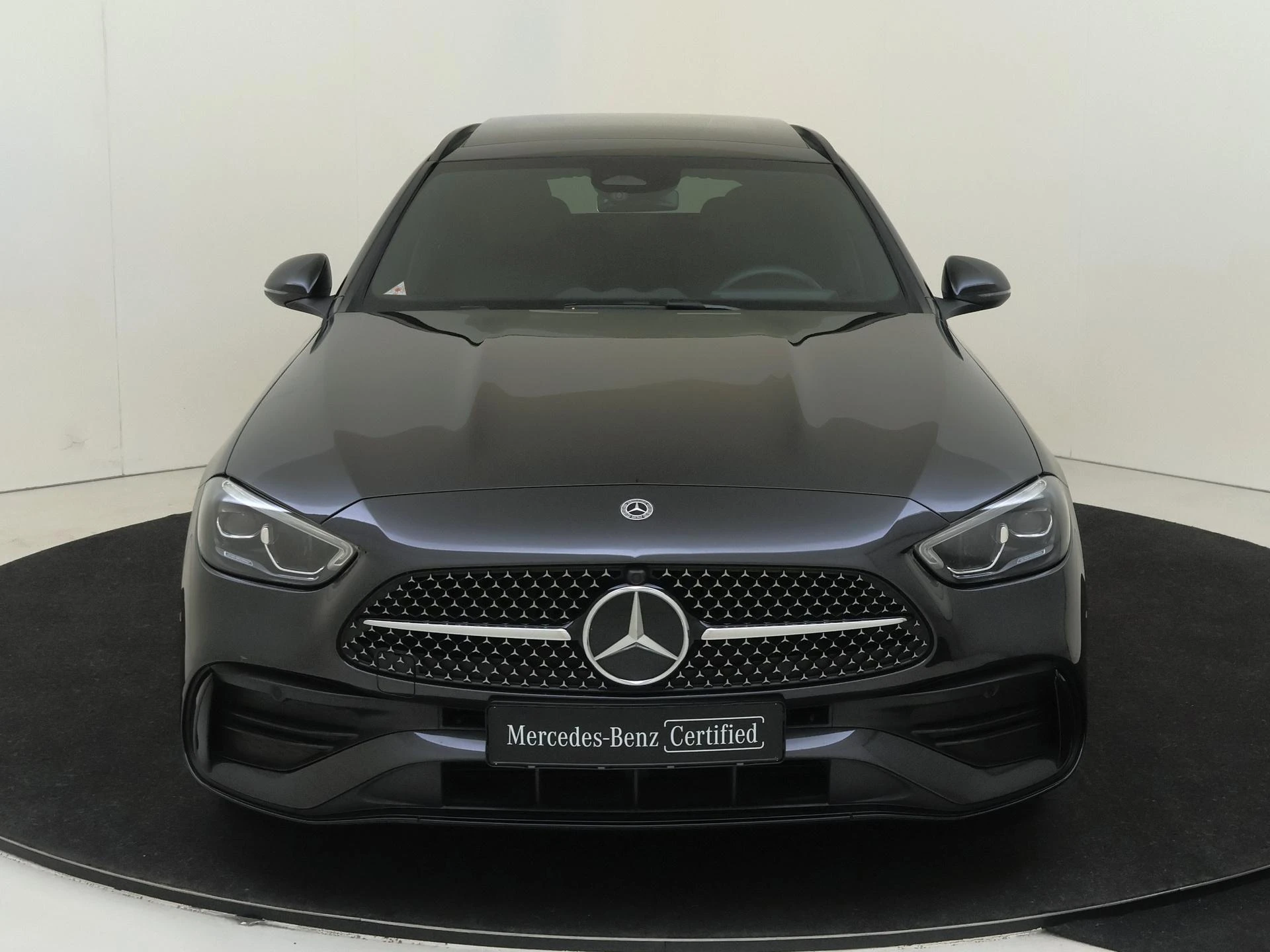 Mercedes-Benz-C-Klasse-image-5