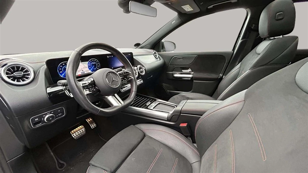 Mercedes-Benz-EQA-image-9