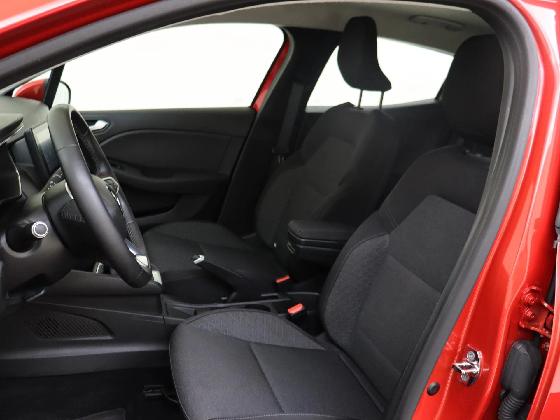 Renault-Clio-image-14