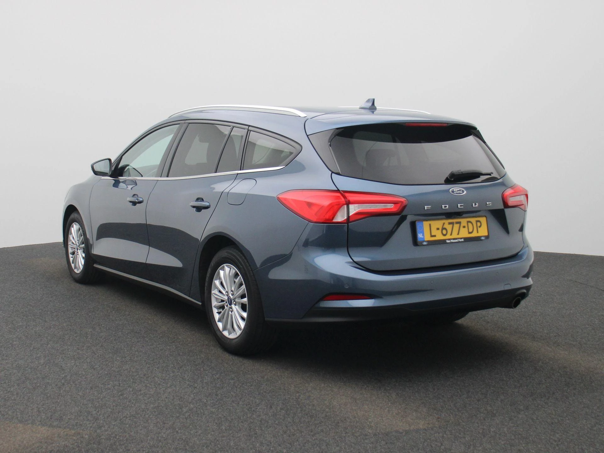 Ford Focus Wagon 1.0 EcoBoost Titanium X Business
