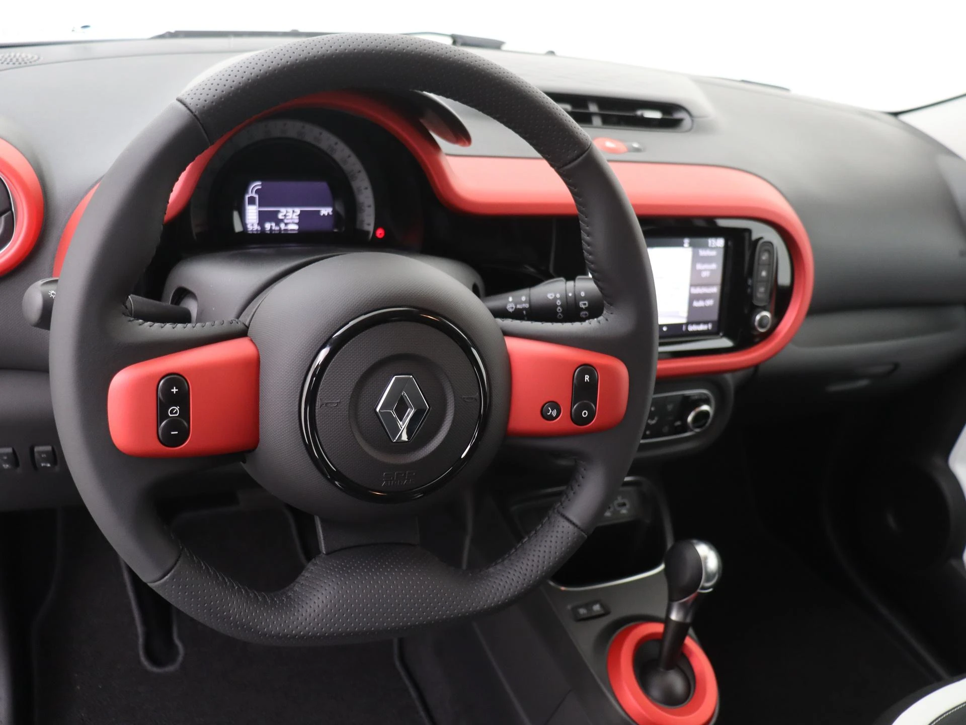 Renault-Twingo-image-3