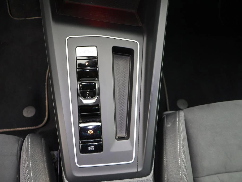 Volkswagen Golf VIII eHybrid New Golf Style 1.4eHybrid 204PK *AUTOMAAT*VIRTUAL COCKPIT*PDC*ACC*ALCANTARA*APP-CONNECT*...*
