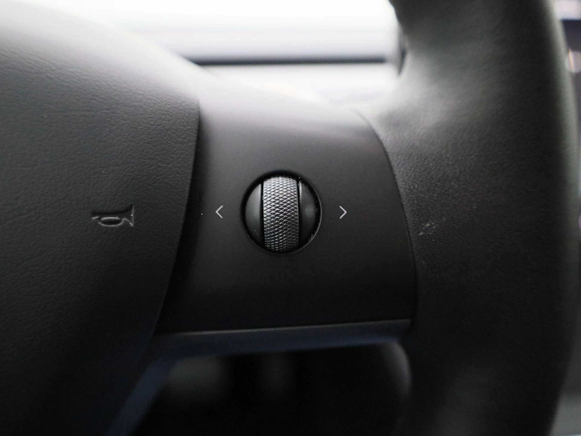Tesla Model Y Long Range Dual Motor AWD