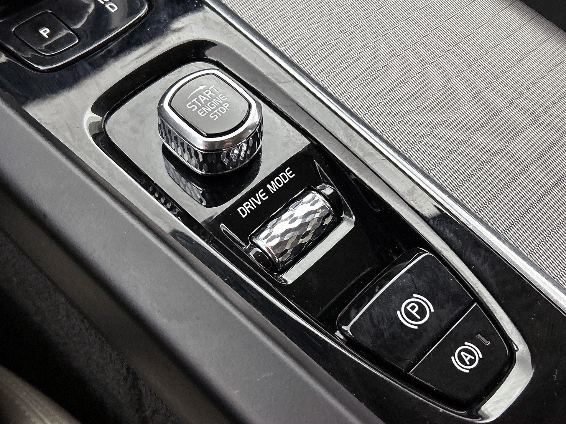 Volvo-XC60-image-14