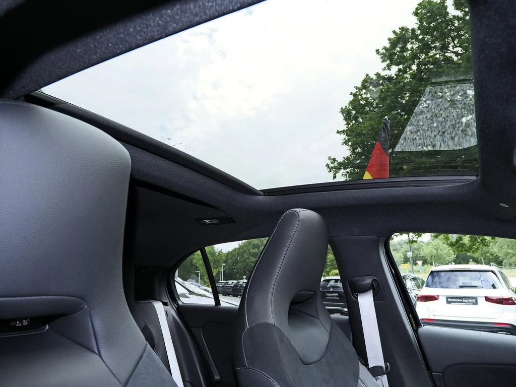 Mercedes-Benz-A-Klasse 200 d-image-14