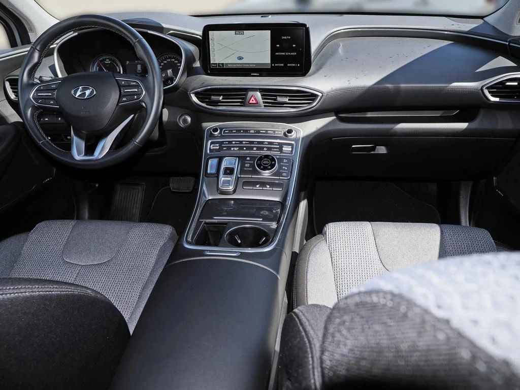 Hyundai-Santa Fe-image-13