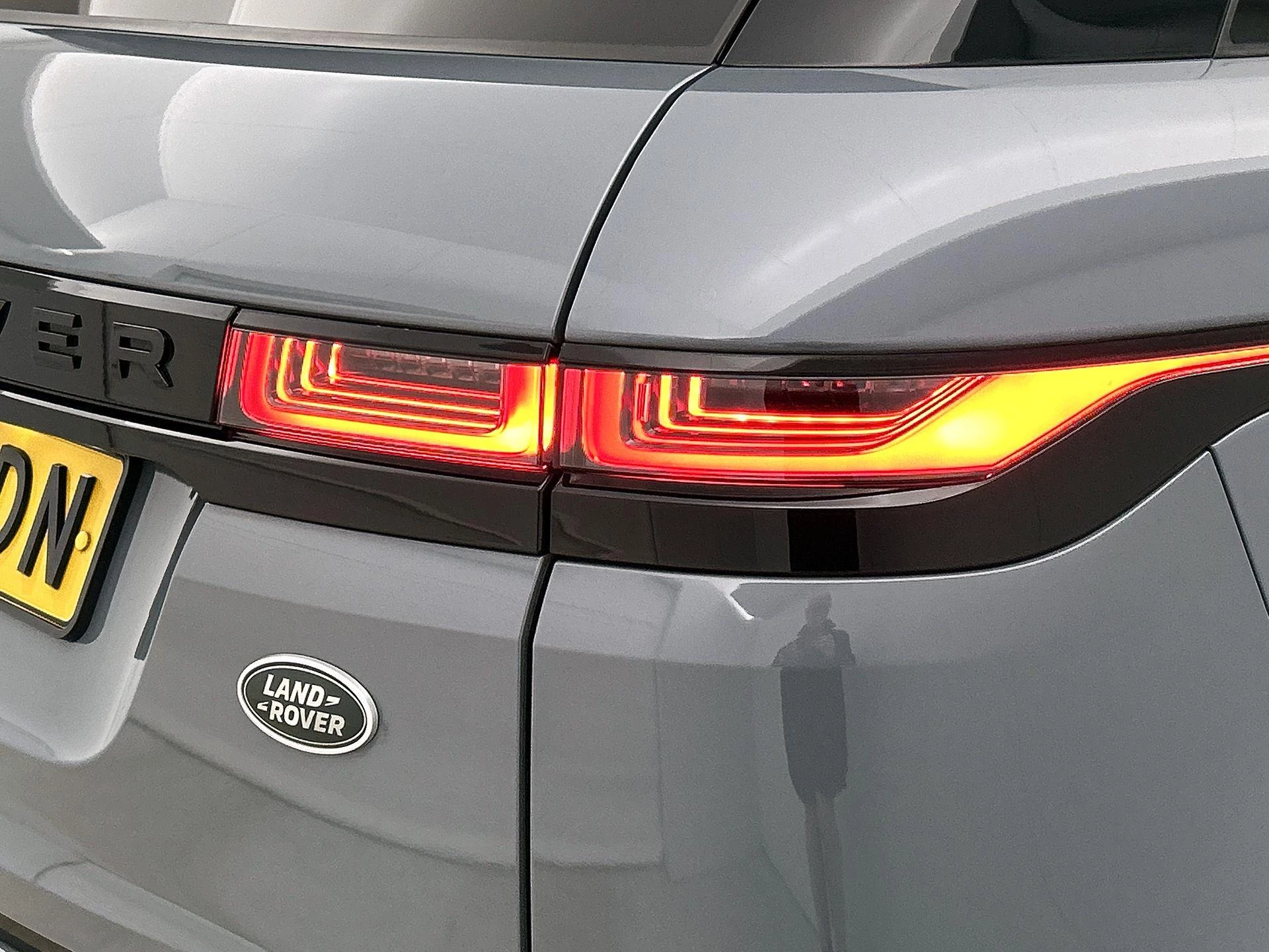 Land Rover Range Rover Evoque 1.5 P300e AWD R-Dynamic S