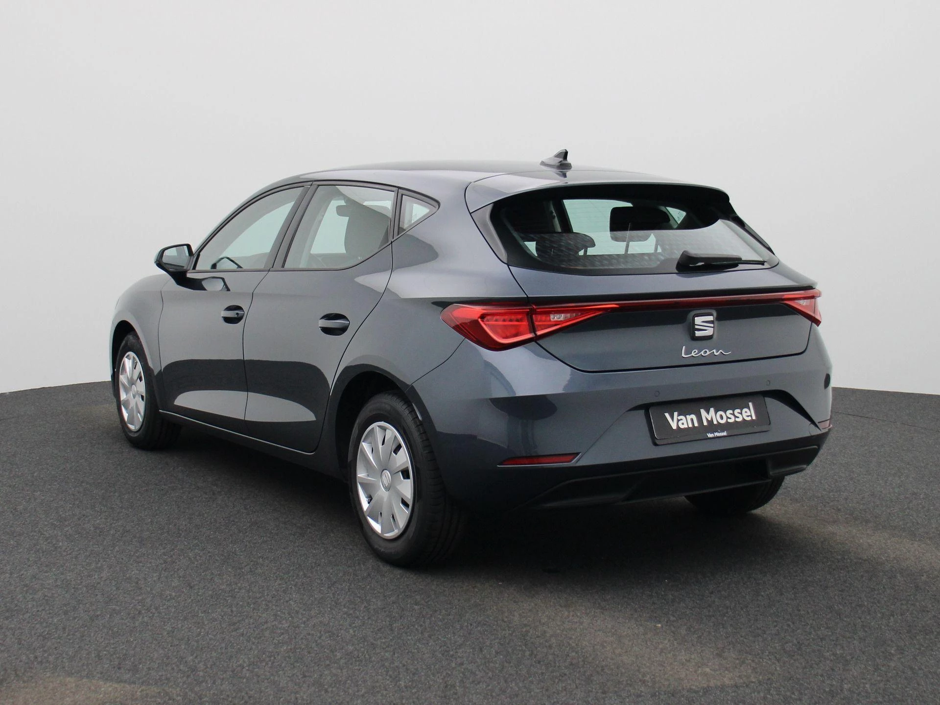 SEAT-Leon-image-1