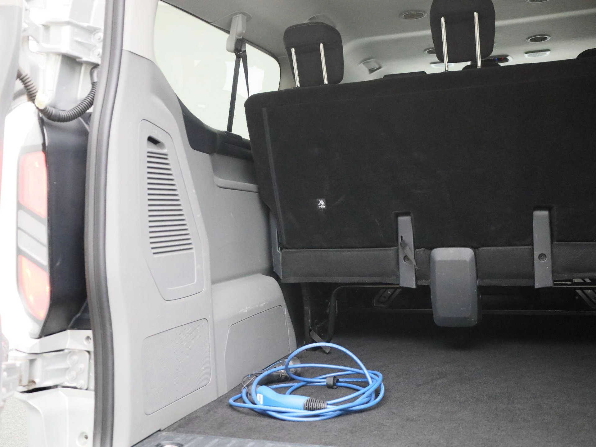 Ford-Transit Custom-image-14