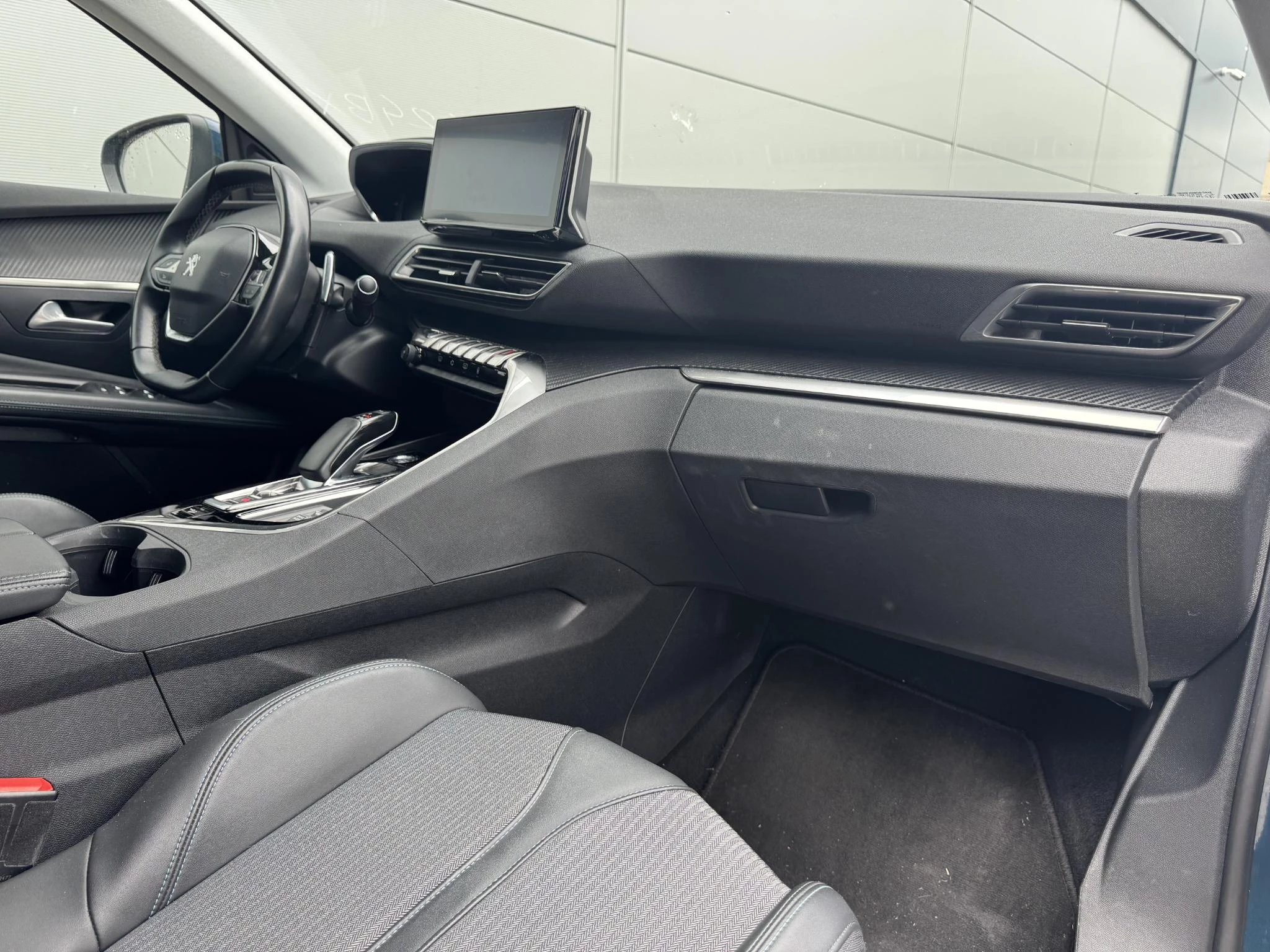 Peugeot-3008-image-10