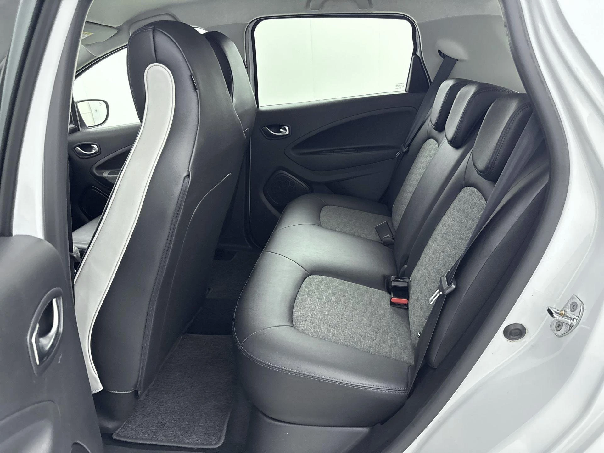 Renault-ZOE-image-24