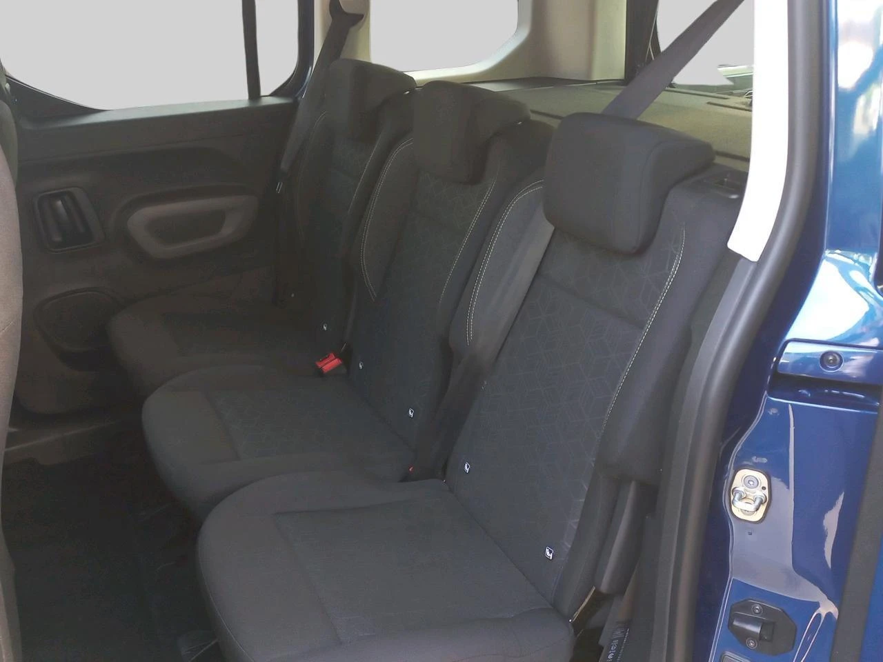 Peugeot-Rifter-image-13