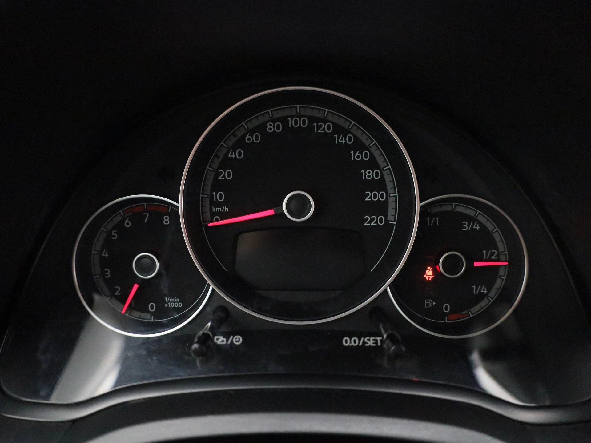 Volkswagen-up!-image-15