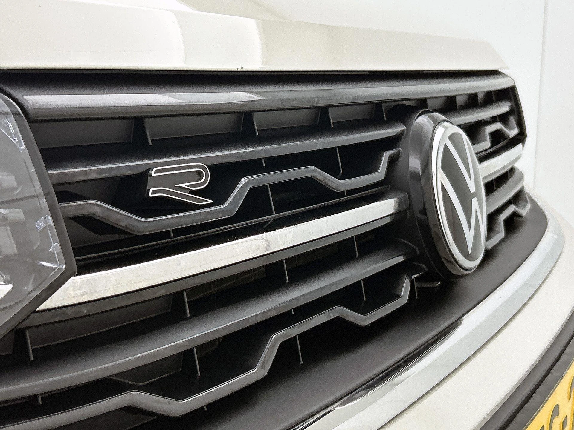 Volkswagen-T-Cross-image-13