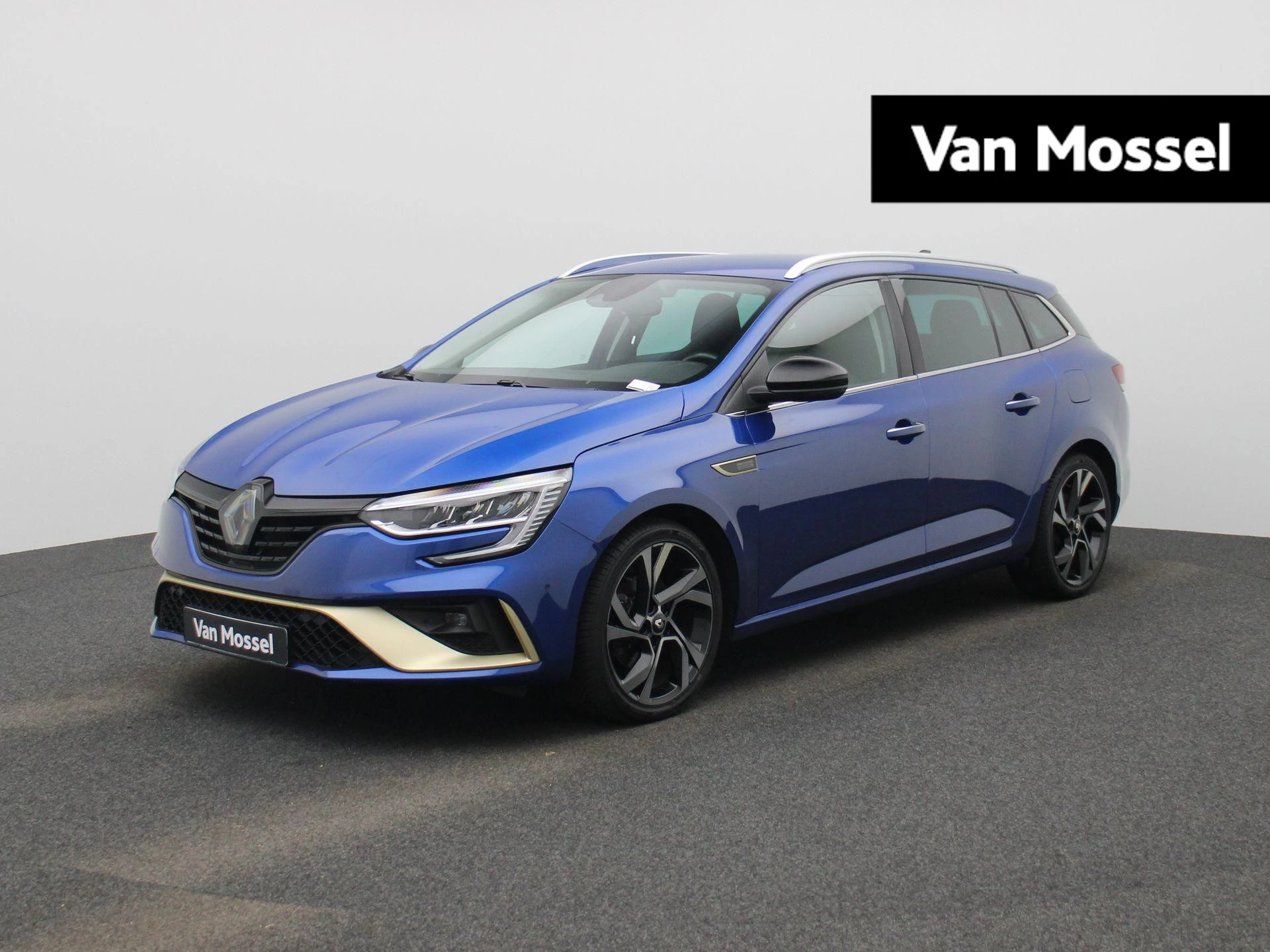 Renault-Megane E-Tech-image-0